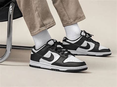 panda dunks low picture